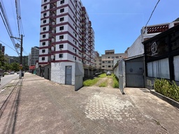 Lote/Terreno de no bairro Canto do Forte, em Praia Grande | Eu Corretor