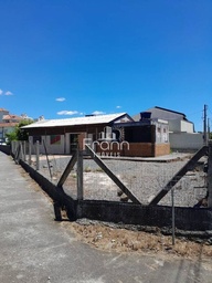 Lote/Terreno de no bairro Armação, em Penha | Eu Corretor
