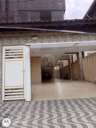 Casa de 2 quartos, 55m² no bairro Maracanã, em Praia Grande | Eu Corretor