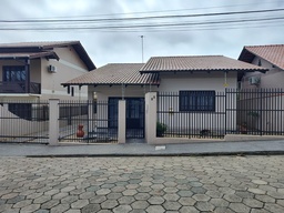 Casa de 3 quartos, 150m² no bairro Velha Central, em Blumenau | Eu Corretor