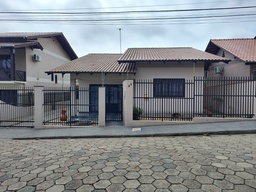 Casa de 3 quartos, 150m² no bairro Velha Central, em Blumenau | Eu Corretor