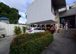 Casa de 6 quartos, 305m² no bairro Hipódromo, em Recife | Eu Corretor