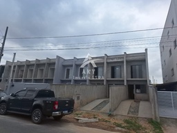 Geminado de 2 quartos, 72m² no bairro Santa Catarina, em Joinville | Eu Corretor