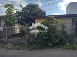 Casa de 3 quartos, no bairro Lomba do Pinheiro, em Porto Alegre | Eu Corretor