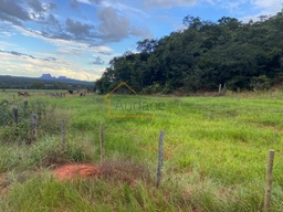 Fazenda/Sítios/Chácaras de 1 quarto, no bairro Estrada, em Guiratinga | Eu Corretor