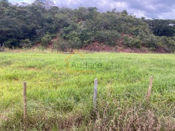 Fazenda/Sítios/Chácaras de 1 quarto, no bairro Estrada, em Guiratinga | Eu Corretor