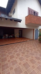 Casa de 3 quartos, no bairro Jardim Universitário, em Londrina | Eu Corretor