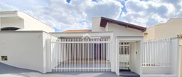 Casa de 3 quartos, no bairro Jardim Santa Tereza, em São José do Rio Pardo | Eu Corretor