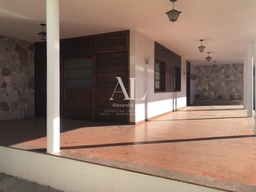 Casa de 8 quartos, 423m² no bairro Centro, em Mata de São João | Eu Corretor