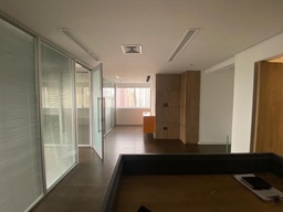 Sala Comercial de 86m² no bairro Santa Terezinha, em São Bernardo do Campo | Eu Corretor