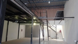 Galpão / Depósito / Armazém de 220m² no bairro Vila Jerusalém, em São Bernardo do Campo | Eu Corretor