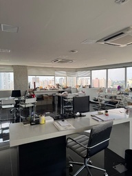 Sala Comercial de 90m² no bairro Santa Terezinha, em São Bernardo do Campo | Eu Corretor