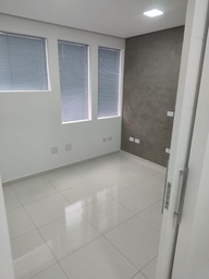 Sala Comercial de 39m² no bairro Santa Terezinha, em São Bernardo do Campo | Eu Corretor
