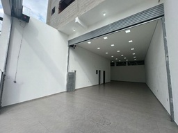 Loja / Salão / Ponto Comercial de 150m² no bairro Ferrazópolis, em São Bernardo do Campo | Eu Corretor