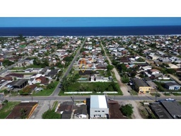 Lote/Terreno de 720m² no bairro BALNEARIO COROADOS, em Guaratuba | Eu Corretor