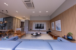 Casa de 4 quartos, 688m² no bairro Estados, em Balneário Camboriú | Eu Corretor