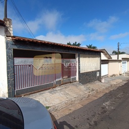 Casa de 2 quartos, no bairro Conjunto Habitacional Vereador Joaquim Ribeiro Porto, em Tupã | Eu Corretor