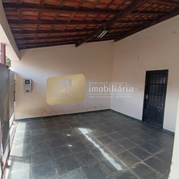 Casa de 2 quartos, no bairro Conjunto Habitacional Vereador Joaquim Ribeiro Porto, em Tupã | Eu Corretor