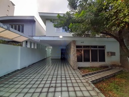 Sobrado de 8 quartos, 276m² no bairro Campo Belo, em São Paulo | Eu Corretor