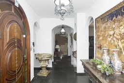 Casa de 6 quartos, no bairro Jardim Guedala, em São Paulo | Eu Corretor