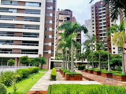 Apartamento de 3 quartos, no bairro Panamby, em São Paulo | Eu Corretor