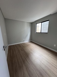 Apartamento de 2 quartos, 80m² no bairro BAL. PEREQUÊ, em Porto Belo | Eu Corretor