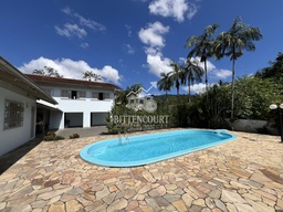 Casa de 4 quartos, no bairro Estados, em Timbó | Eu Corretor