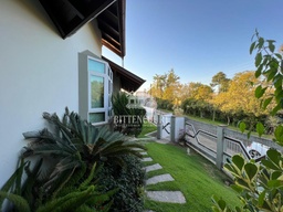 Casa de 5 quartos, 420m² no bairro Dos Estados, em Timbó | Eu Corretor
