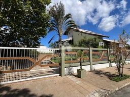 Casa de 5 quartos, 420m² no bairro Dos Estados, em Timbó | Eu Corretor
