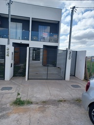 Casa de 2 quartos, no bairro Parque Independência, em Juiz de Fora | Eu Corretor