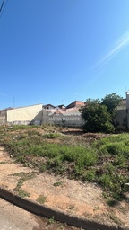 Lote/Terreno no bairro Vila Verde, em São José do Rio Pardo | Eu Corretor