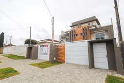 Casa de 3 quartos, 201m² no bairro Bom Retiro, em Curitiba | Eu Corretor