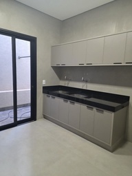 Casa de 220m² no bairro Vila Fátima, em Jataí | Eu Corretor