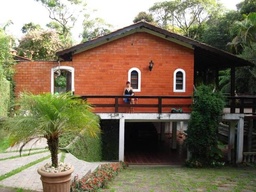 Casa de 2 quartos, 344m² no bairro Jardim da Serra , em São Lourenço da Serra | Eu Corretor