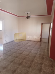 Casa de 4 quartos, no bairro Parque São Pedro, em Tupã | Eu Corretor