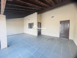 Casa de 3 quartos, no bairro Vila dos Comerciários, em São José do Rio Pardo | Eu Corretor