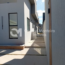 Casa de 2 quartos, no bairro Jardim Atlântico Central (Itaipuaçu), em Maricá | Eu Corretor