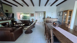 Casa de 5 quartos, no bairro Centro, em Balneário Piçarras | Eu Corretor
