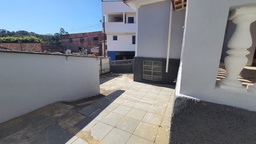 Casa de 2 quartos, no bairro Pinhão Roxo, em Lambari | Eu Corretor