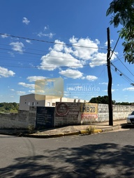 Lote/Terreno Comercial de 13m² no bairro Vila Pirajá, em Pompéia | Eu Corretor