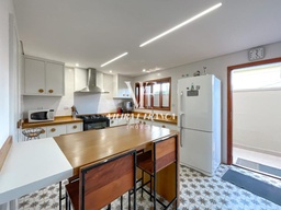 Casa de Condomínio de 3 quartos, 280m² no bairro Loteamento Villa Branca, em Jacareí | Eu Corretor