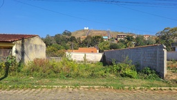Lote/Terreno de no bairro Silvestrine, em Lambari | Eu Corretor