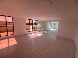 Loja / Salão / Ponto Comercial de 111m² no bairro Zona Industrial (Guará), em Brasília | Eu Corretor