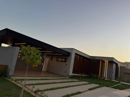 Casa de Condomínio de 4 quartos, 325m² no bairro Condomínio Florais da Mata, em Várzea Grande | Eu Corretor