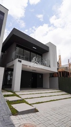 Casa de Condomínio de 4 quartos, 190m² no bairro Santa Cândida, em Curitiba | Eu Corretor