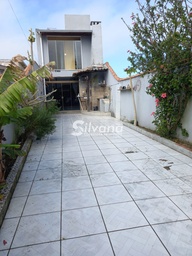 Sobrado no bairro centro, em Cidreira | Eu Corretor