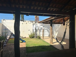 Lote/Terreno de 2 quartos, 358m² no bairro Vila Rica, em Passos | Eu Corretor