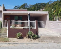 Casa de 2 quartos, 130m² no bairro Nossa Senhora de Fátima, em Penha | Eu Corretor