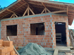 Casa de 2 quartos, no bairro Itacolomi, em Balneário Piçarras | Eu Corretor