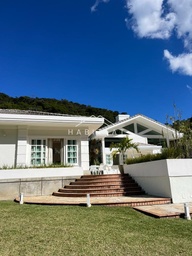 Casa de Condomínio de 6 quartos, 2400m² no bairro Carlos Guinle, em Teresópolis | Eu Corretor